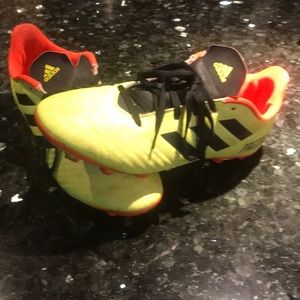 Predator Adidas soccer shoes